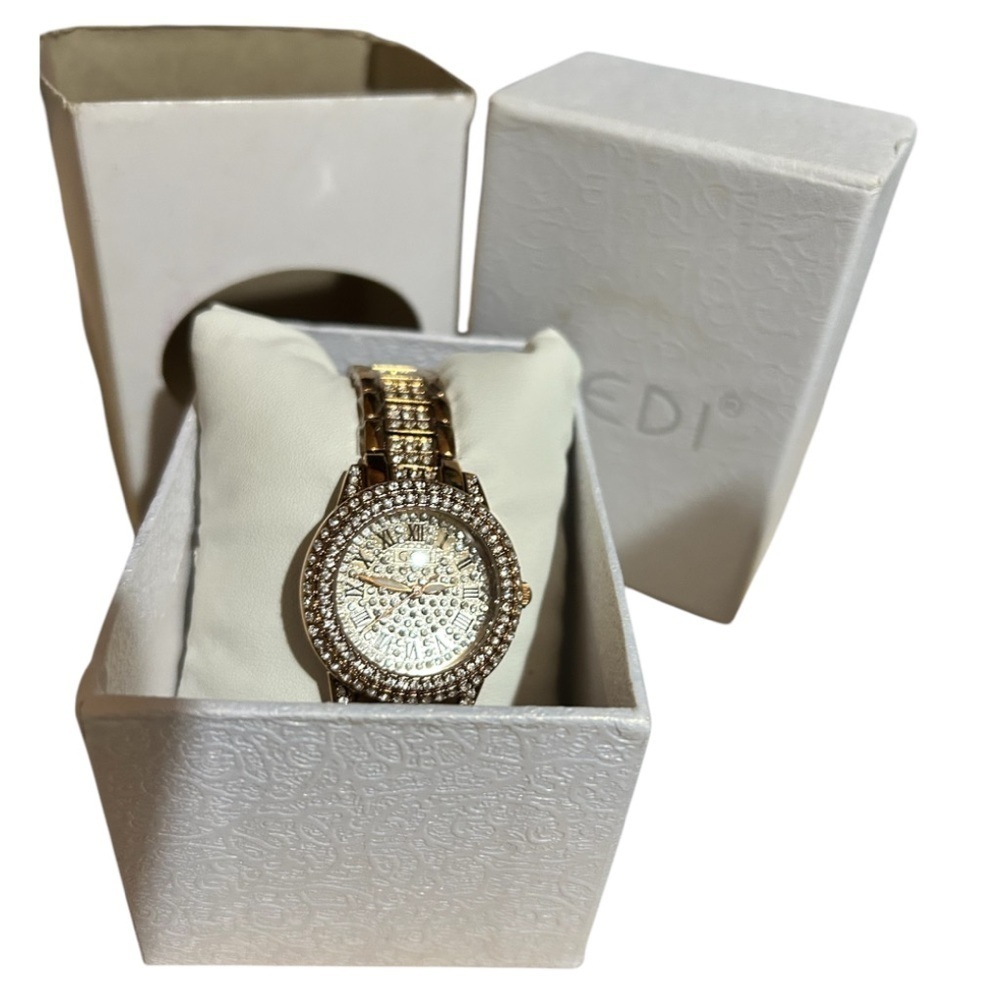 Gedi Luxurious women’s Gold and Silver Crystal-Embellished Watch - Picture 4 of 8